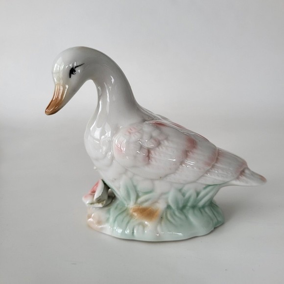 Vintage Mama with Baby Duckling Figurine - Picture 4 of 10